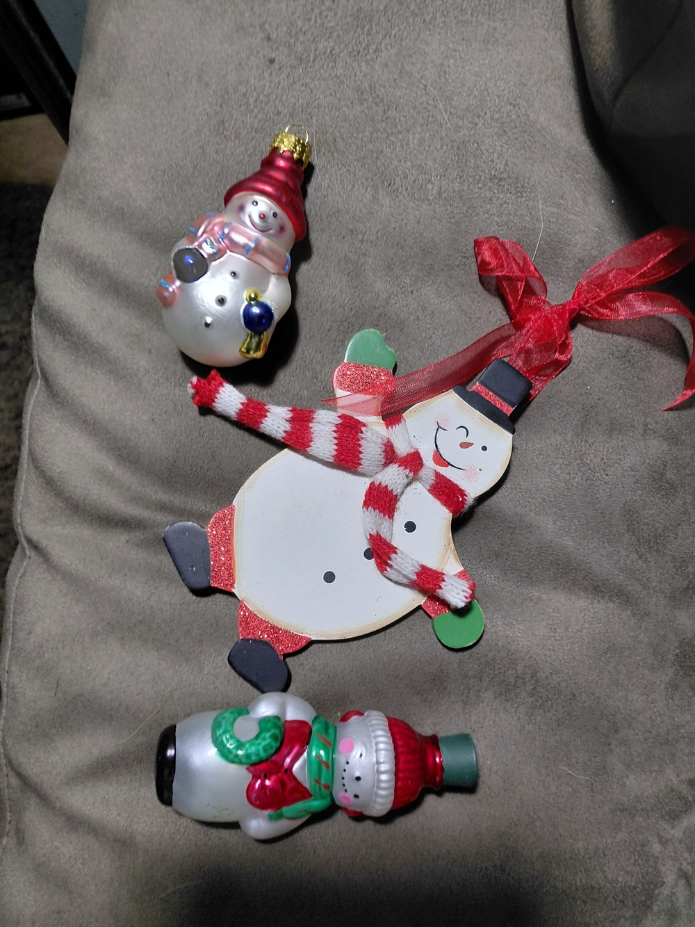 Holiday Snowpeople Ornament Trio - Red & White Decorations